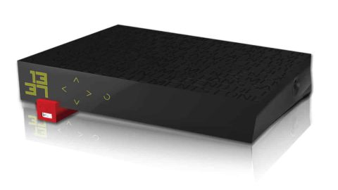 Freebox revolution server