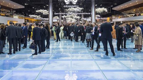 Logo Huawei au Mobile World Congress de Barcelon