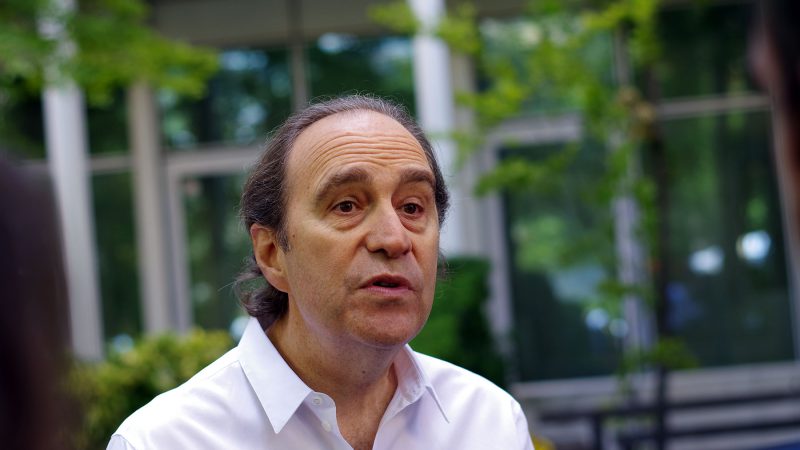 Xavier Niel patron de Free au siège