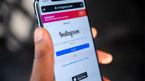 Instagram smartphone