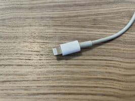 iPhone cable lightning