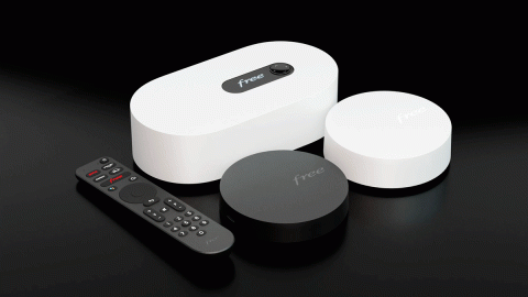 Pack complet Freebox Ultra, décodeur et répéteur