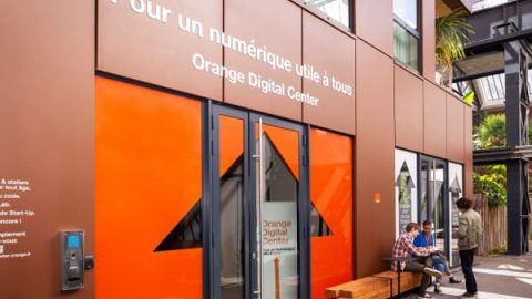 orange digital center saint ouen