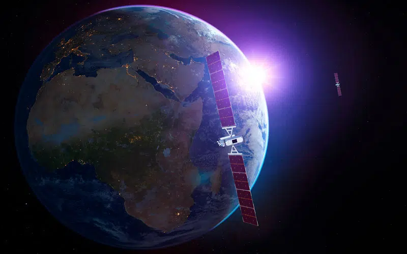 Satellites dans l'espace