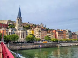 Saint-Georges vu depuis la passerelle Saint-Georges à Lyon