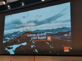 Orange Messages Satellite