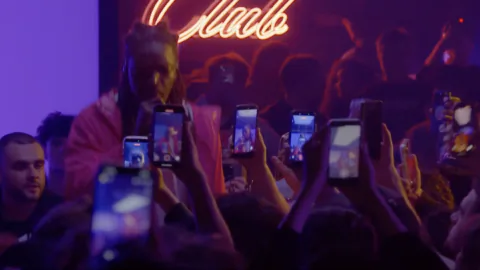 Smartphones concert